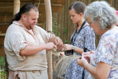 Powhatan Crafting with Guests